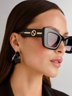 ❌SOLD❌Gucci cat eye sunglasses